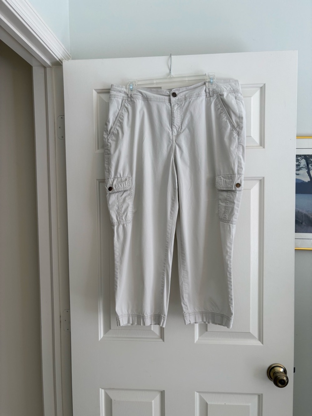 Caribbean Joe Off White Cropped Cargo Pants with Pockets